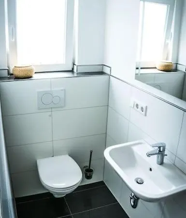 Schoenes Haus Mit Grossem Garten Vakantiehuis *