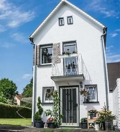 Prázdninový dům Schoenes Haus Mit Grossem Garten *